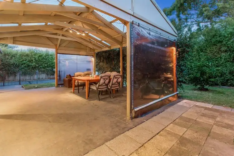 Seventh view of Homely house listing, 2 Kadina Close, Frankston VIC 3199