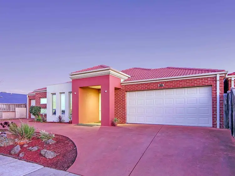 Second view of Homely house listing, 39 Daintree Boulevard, Tarneit VIC 3029