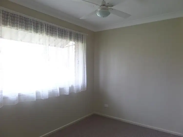 Seventh view of Homely unit listing, 10 Helenor Crescent, Narrandera NSW 2700