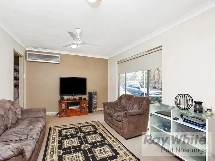 Second view of Homely house listing, 8 Botanic Grove, Hackham SA 5163