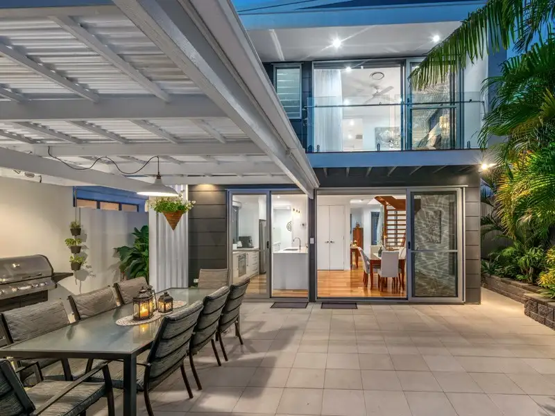 Main view of Homely townhouse listing, 3/42 Philip Street, Hawthorne QLD 4171