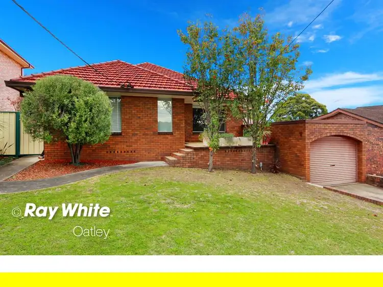 Main view of Homely house listing, 5 Linda Avenue, Oatley NSW 2223