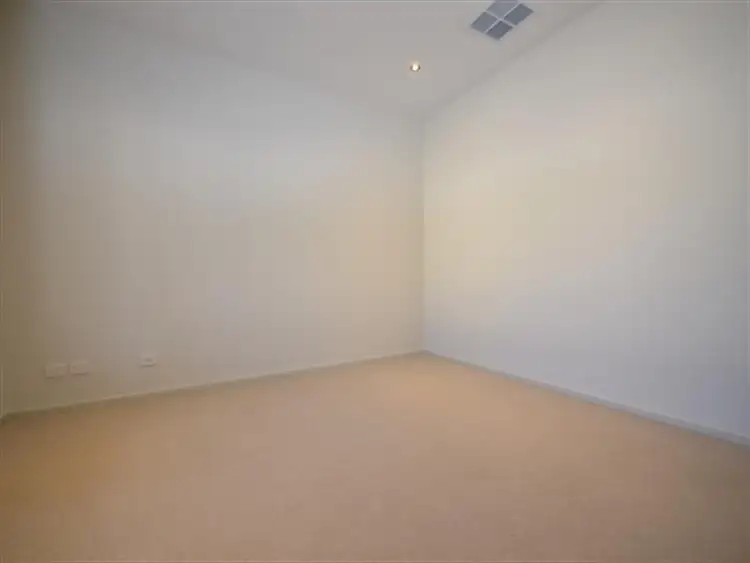 Fifth view of Homely house listing, Unit 8, 6 William Street, Clare SA 5453