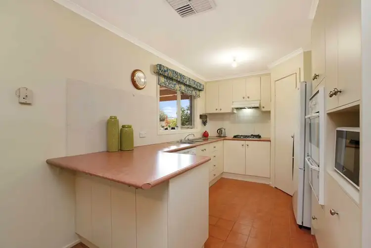 Second view of Homely house listing, 4 Avon Place, Epping VIC 3076