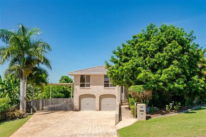 14 McIver Road, Clinton QLD 4680