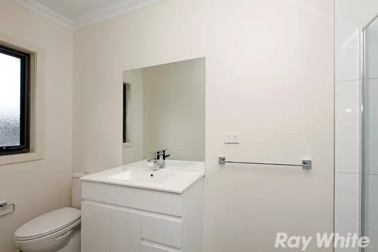 Fifth view of Homely townhouse listing, 5A Maryborough Avenue, Kingsbury VIC 3083