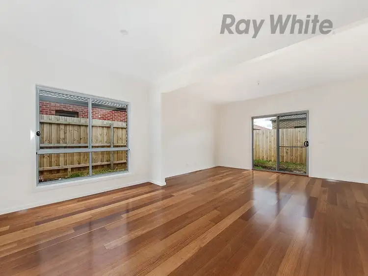 Fifth view of Homely house listing, 24 Pinnacle Way, Plumpton VIC 3335