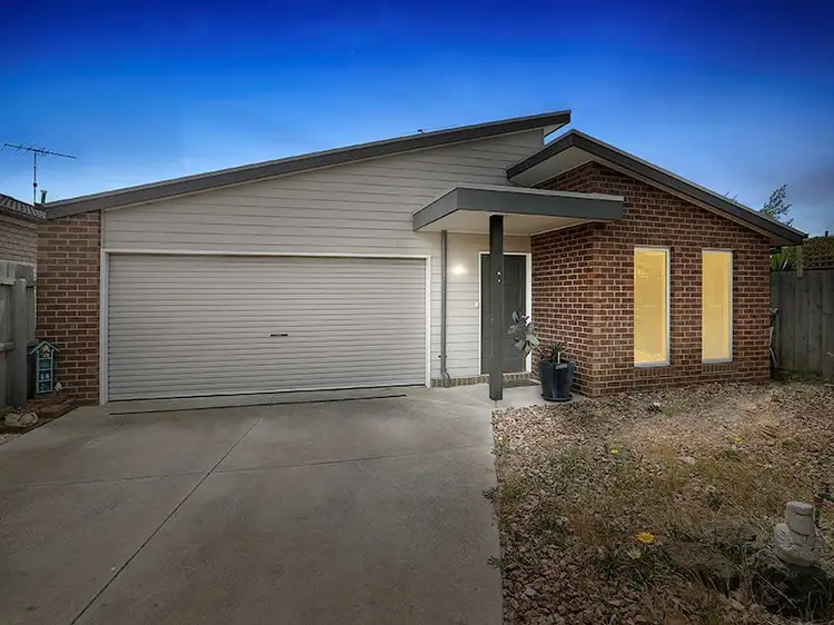 7 Waters Way, St Leonards VIC 3223