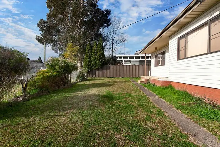 Third view of Homely house listing, 5 Cullen Street, Oak Flats NSW 2529