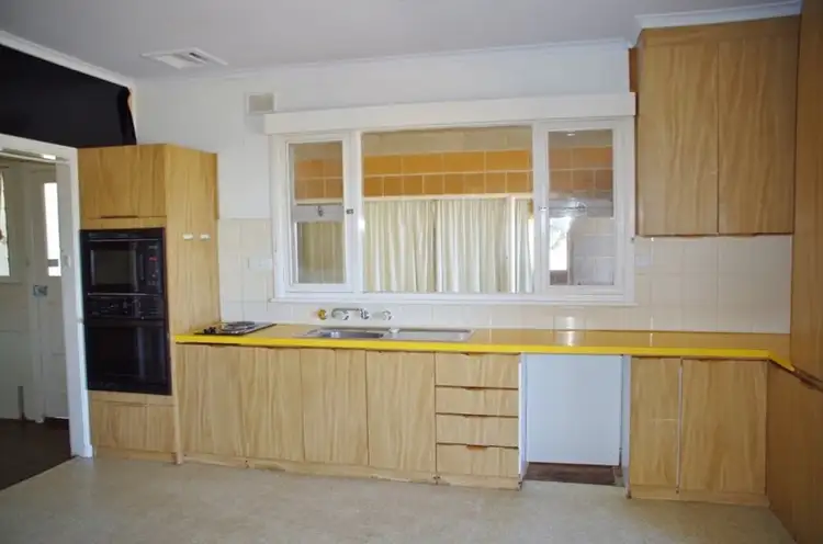 Fourth view of Homely house listing, 2 Flint Court, Paringa SA 5340