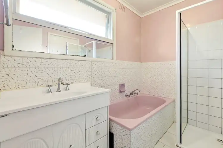 Fifth view of Homely unit listing, 10/1328 Dandenong Road, Hughesdale VIC 3166