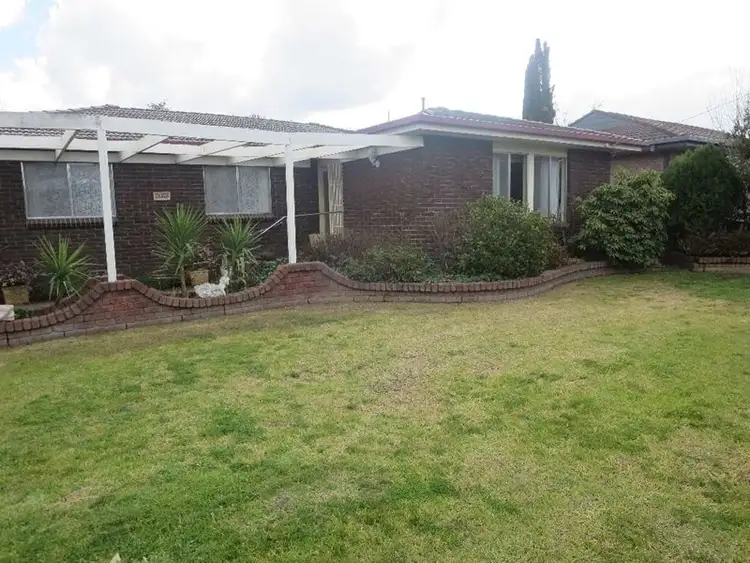 377 Dale Crescent, Lavington NSW 2641