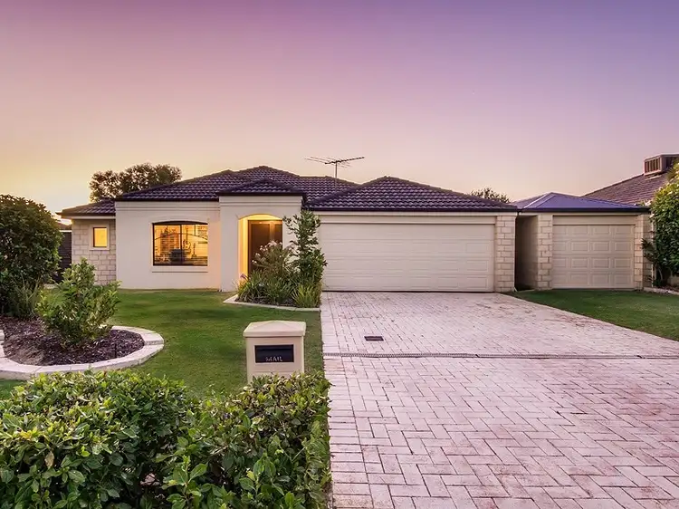 11 Moombaki Avenue, Bertram WA 6167