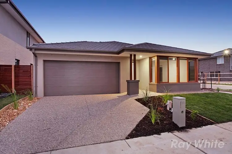 13 Blanchard Avenue, Keysborough VIC 3173
