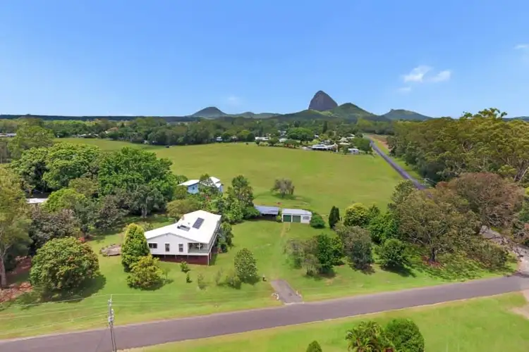 12 Peters Road, Glass House Mountains QLD 4518
