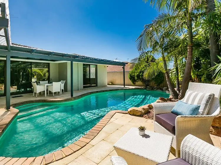 90 Seacrest Drive, Sorrento WA 6020