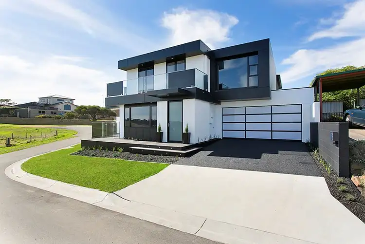 18 Maguire Place, Warrnambool VIC 3280