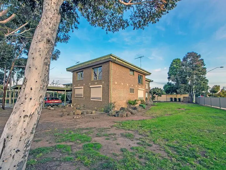 Fifth view of Homely unit listing, 5/128 East Esplanade, St Albans VIC 3021