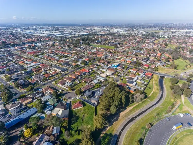 Fourth view of Homely house listing, 6 Pioneer Court, Thomastown VIC 3074