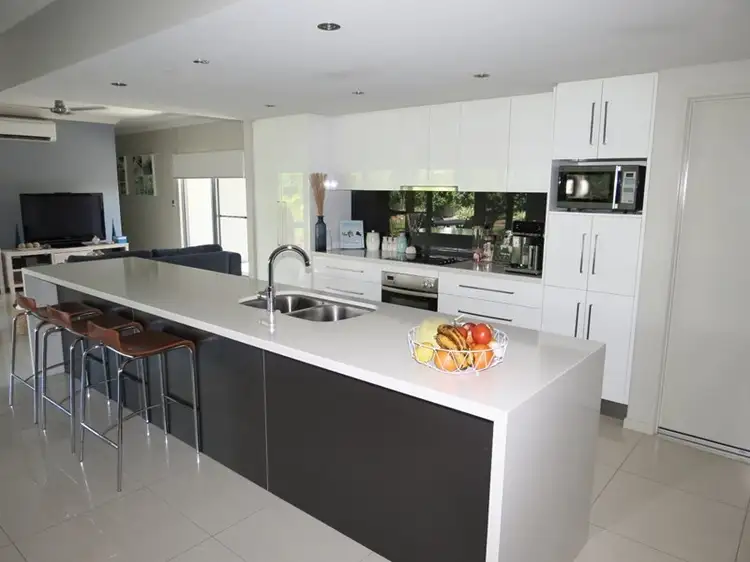 Fourth view of Homely house listing, 15 Morgan Place, Emerald QLD 4720