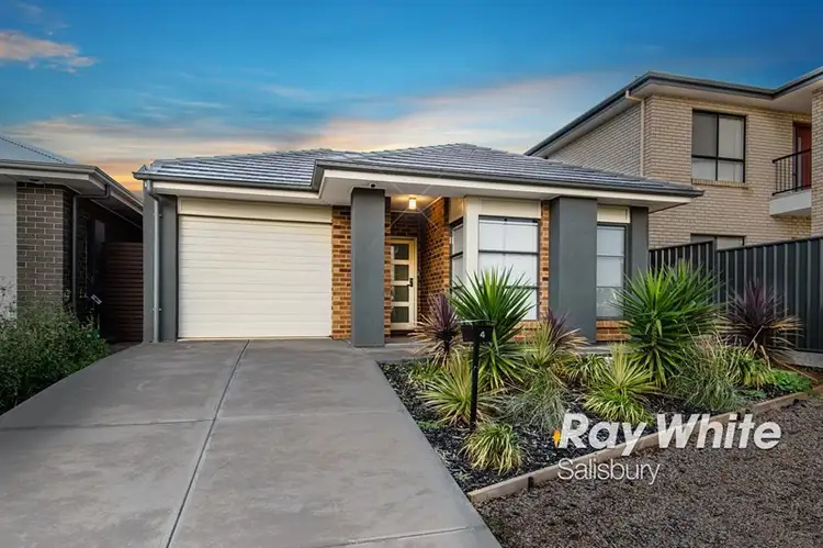 4 Burnlea Parade, Blakeview SA 5114
