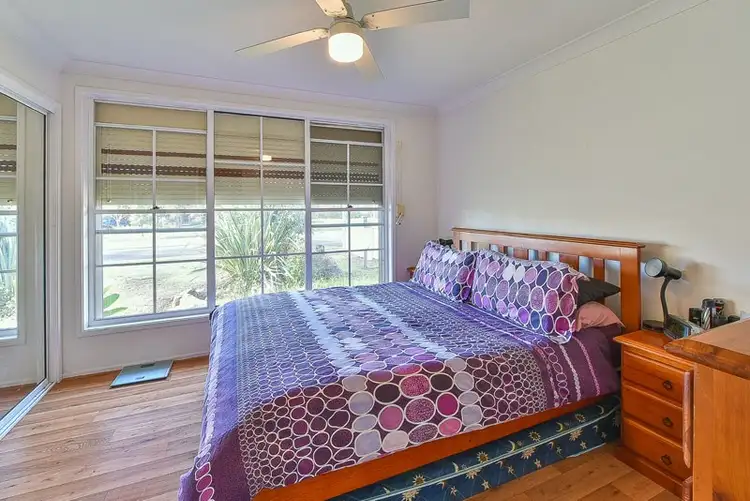 Sixth view of Homely house listing, 5 Cornelian Avenue, Eagle Vale NSW 2558