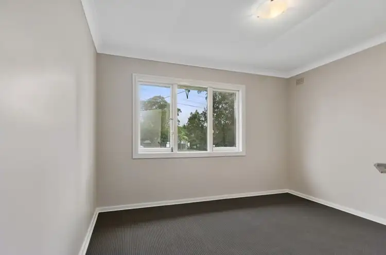 Fifth view of Homely house listing, 15 Kurrawa Crescent, Koonawarra NSW 2530