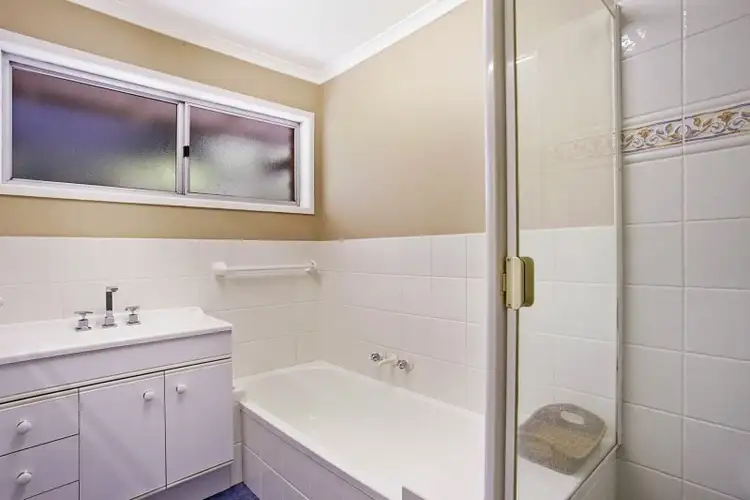 Seventh view of Homely house listing, 1 Bart Place, Chapel Hill QLD 4069