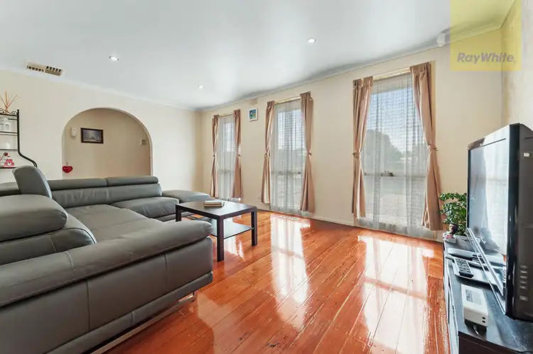 Second view of Homely house listing, 14 Bowes Place, Craigieburn VIC 3064