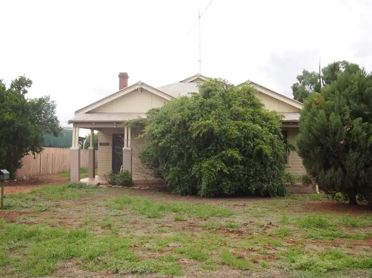 94 Orange Street, Condobolin NSW 2877