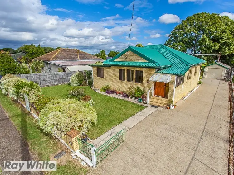 74 Corrie Street, Chermside QLD 4032