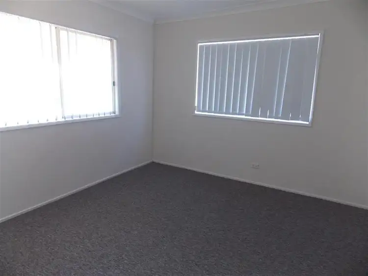 Fifth view of Homely house listing, 10 Howard Street, Parkes NSW 2870