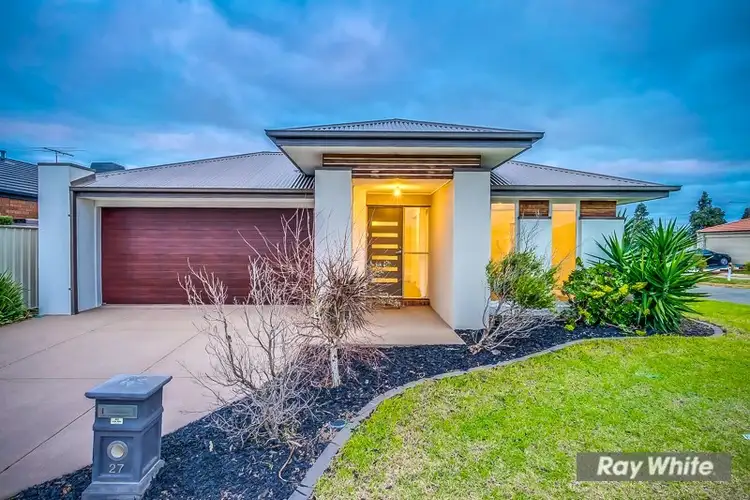 27 Higgins Way, Truganina VIC 3029