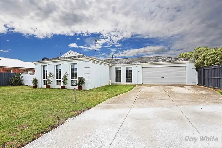 21 Greenleaf Drive, Lara VIC 3212