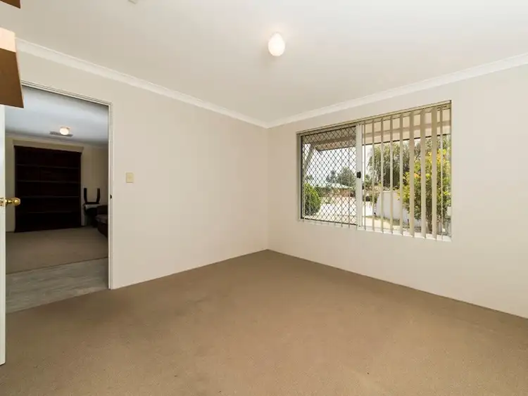 Fourth view of Homely house listing, 15 Limoges Elbow, Port Kennedy WA 6172