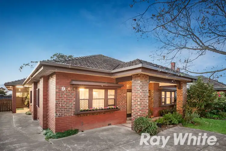 9 Graham Place, Box Hill VIC 3128