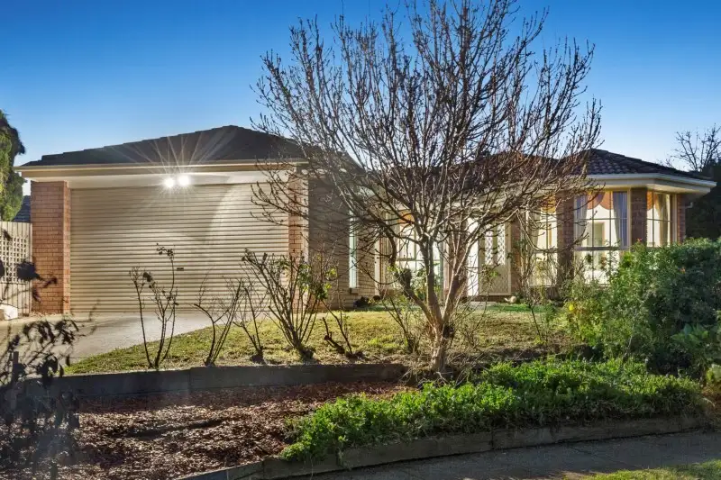Main view of Homely house listing, 1 Kelrinda Close, Oakleigh South VIC 3167