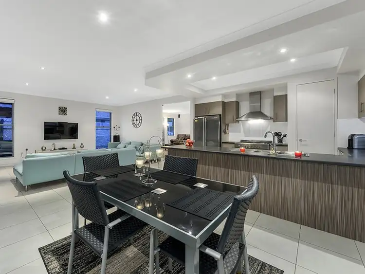 Fifth view of Homely house listing, 15 Terraldon Circuit, Gumdale QLD 4154