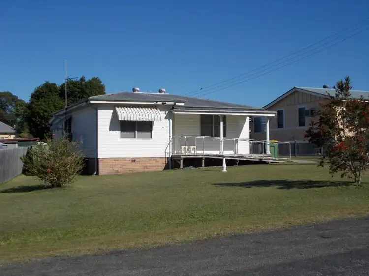 14 Verge Street, Dungog NSW 2420