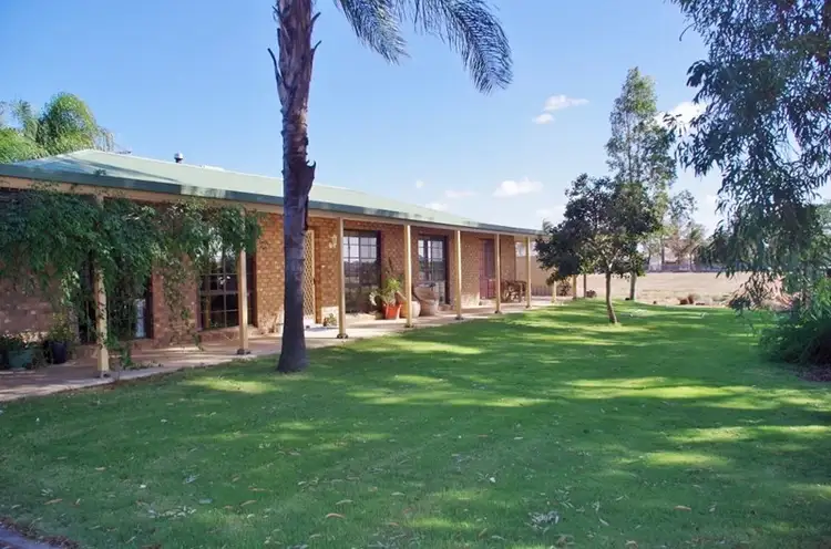 14 Kulkyne Street, Renmark SA 5341