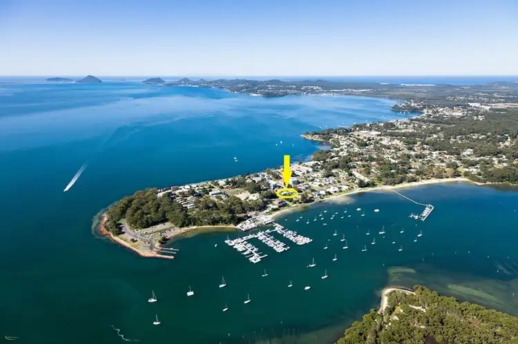 2 Resthaven Avenue, Soldiers Point NSW 2317