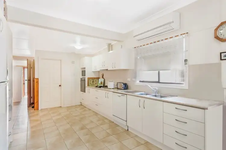 Second view of Homely house listing, 6 Kurewa Street, Tallangatta VIC 3700