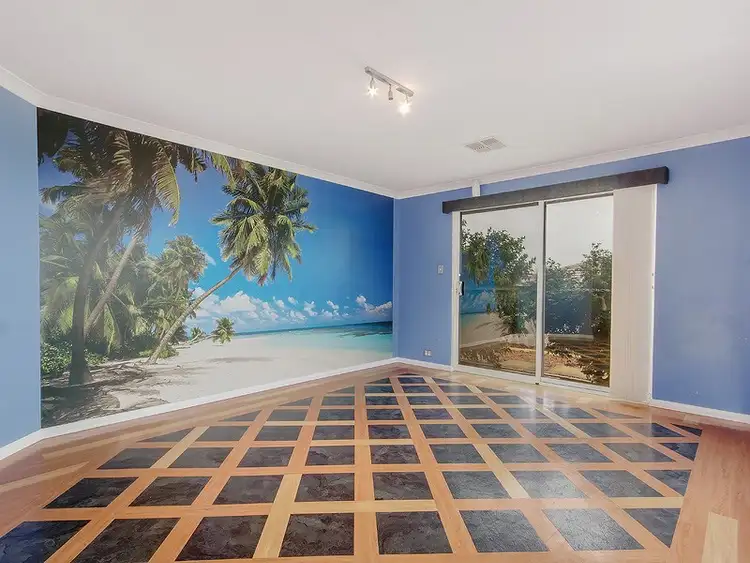 Seventh view of Homely house listing, 18 Hueston Lookout, Leda WA 6170