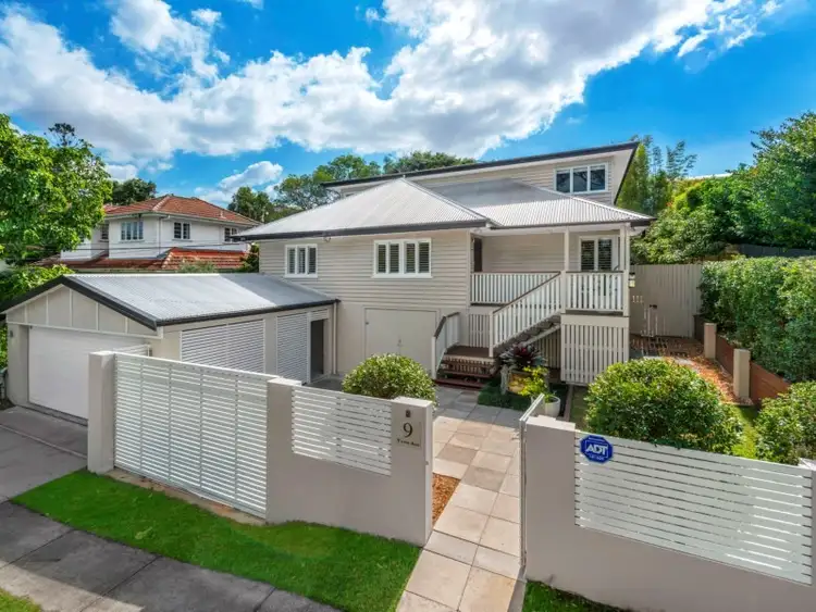 9 Yates Avenue, Ashgrove QLD 4060
