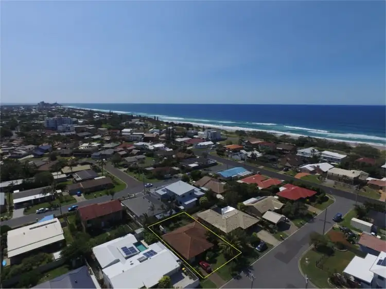 5 Coonawa Street, Buddina QLD 4575