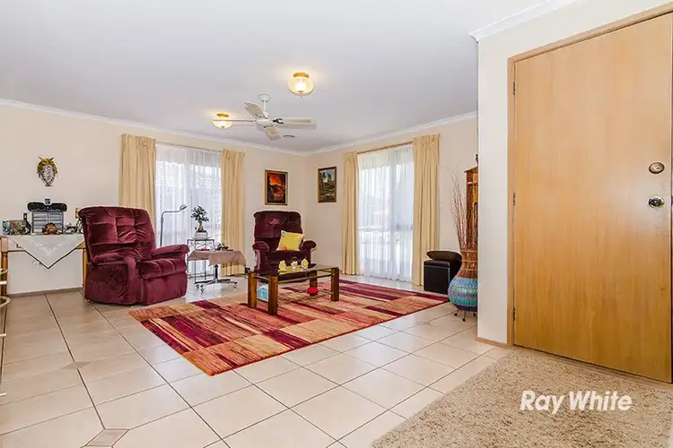 Fourth view of Homely unit listing, 3/4 Blueberry Close, Cranbourne North VIC 3977