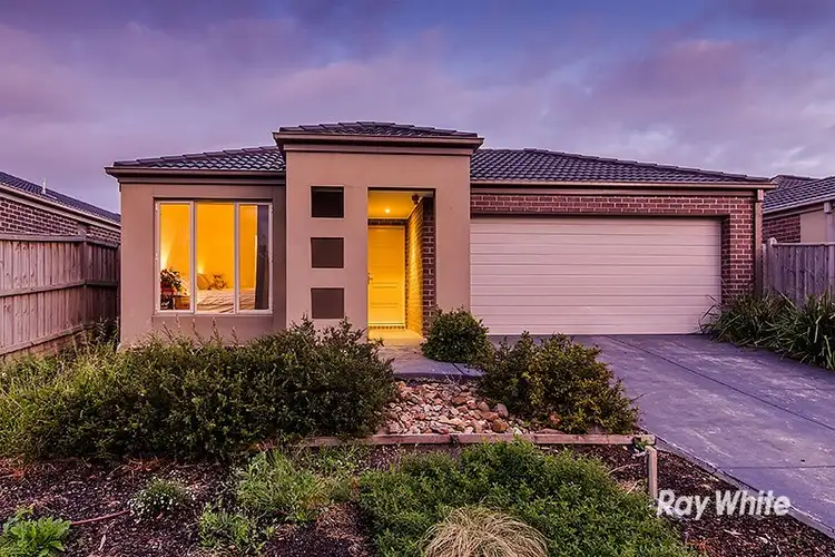 Main view of Homely house listing, 18 Islington Avenue, Cranbourne North VIC 3977