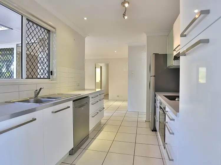 26 Minnelli Place, Mcdowall QLD 4053