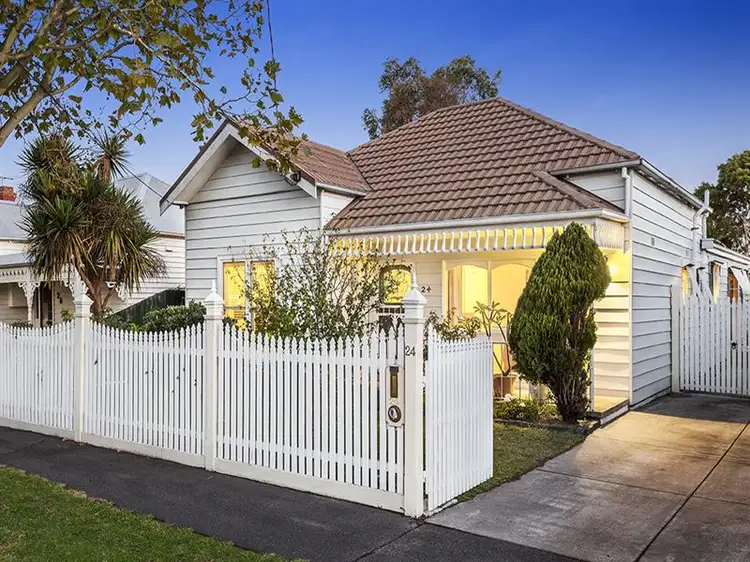 24 Davey Avenue, Oakleigh VIC 3166