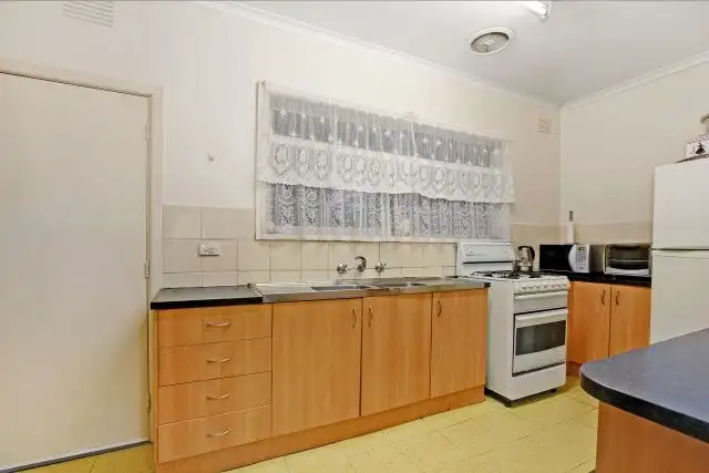 Fifth view of Homely house listing, 52 Glasgow Avenue, Reservoir VIC 3073